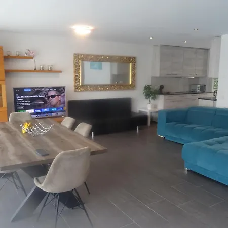 The Golf Apartament *